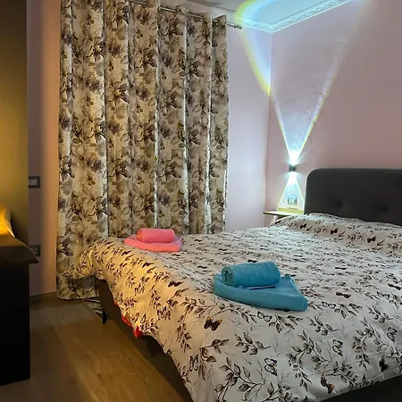 Rebi Apartamento Tirana