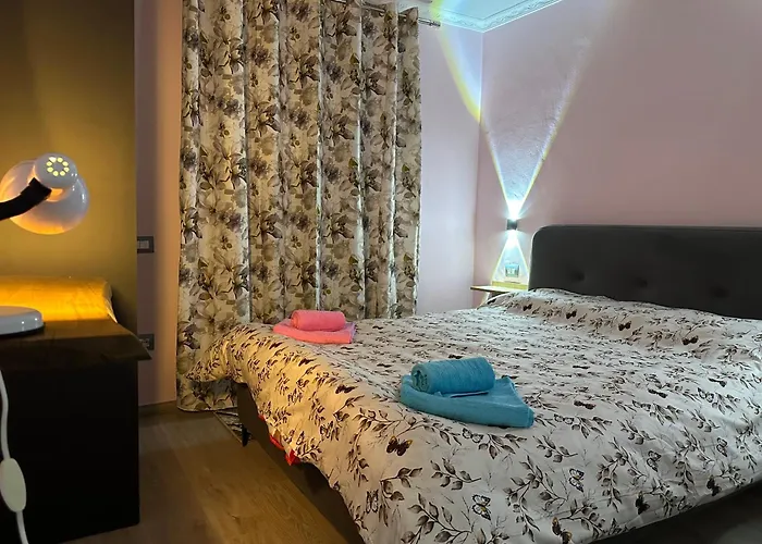Rebi Apartamento Tirana